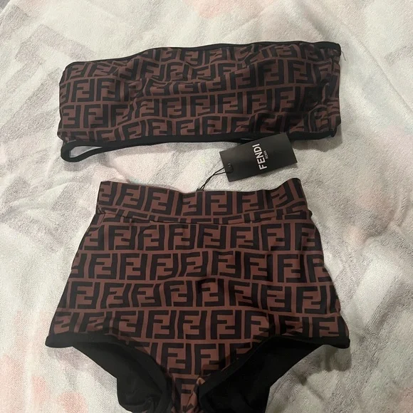 Fendi Black and Brown Logo Swimwear - Picture 5 of 5